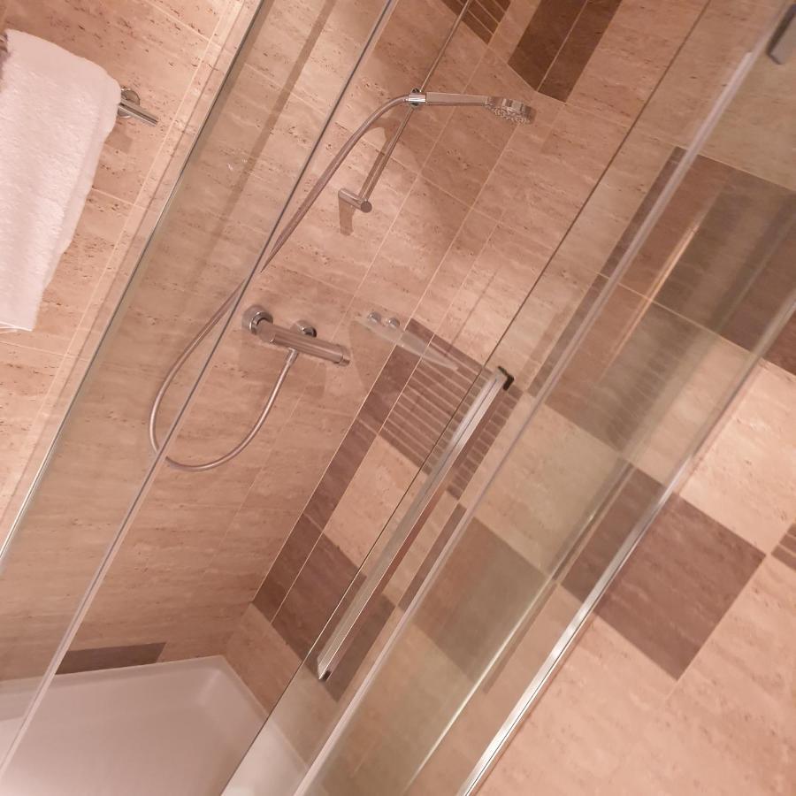 Smartnook Rooms And Apartment Kültér fotó