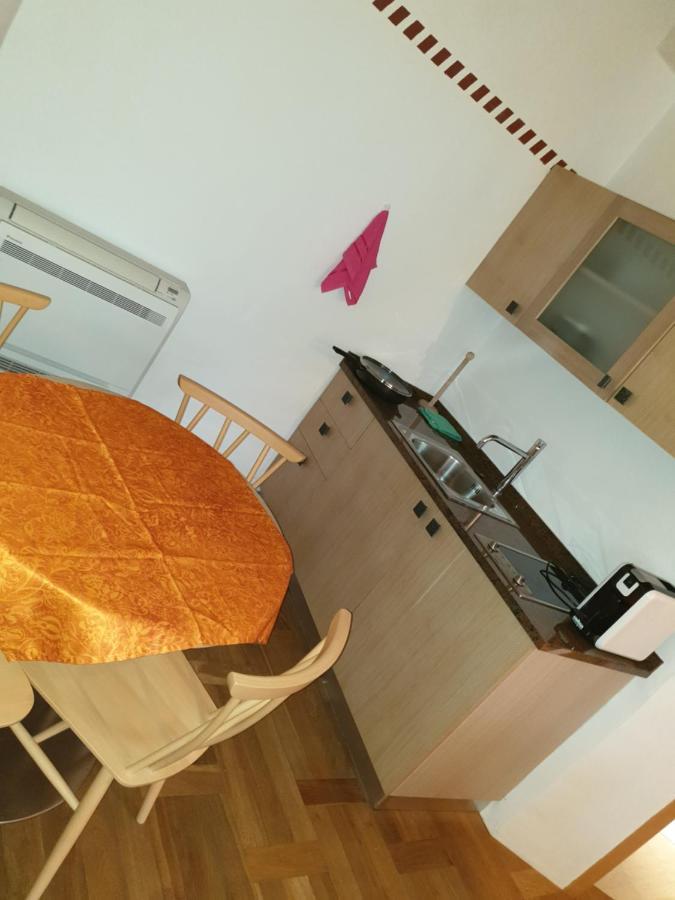 Smartnook Rooms And Apartment Kültér fotó